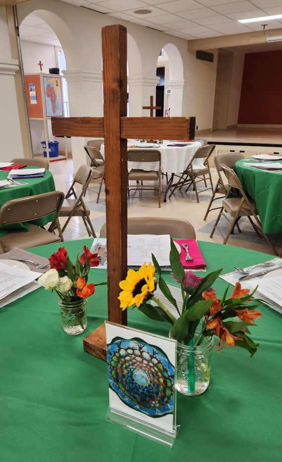 PW luncheon cenerpiece 2025